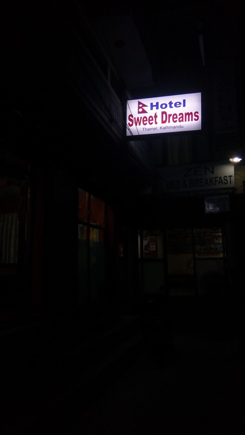 Hotel Sweet Dreams Kathmandu Exterior photo