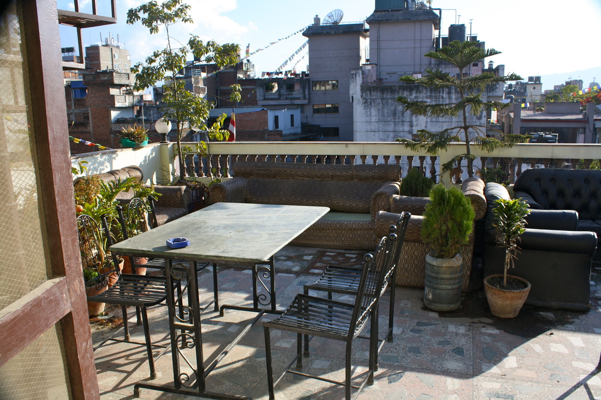 Hotel Sweet Dreams Kathmandu Exterior photo