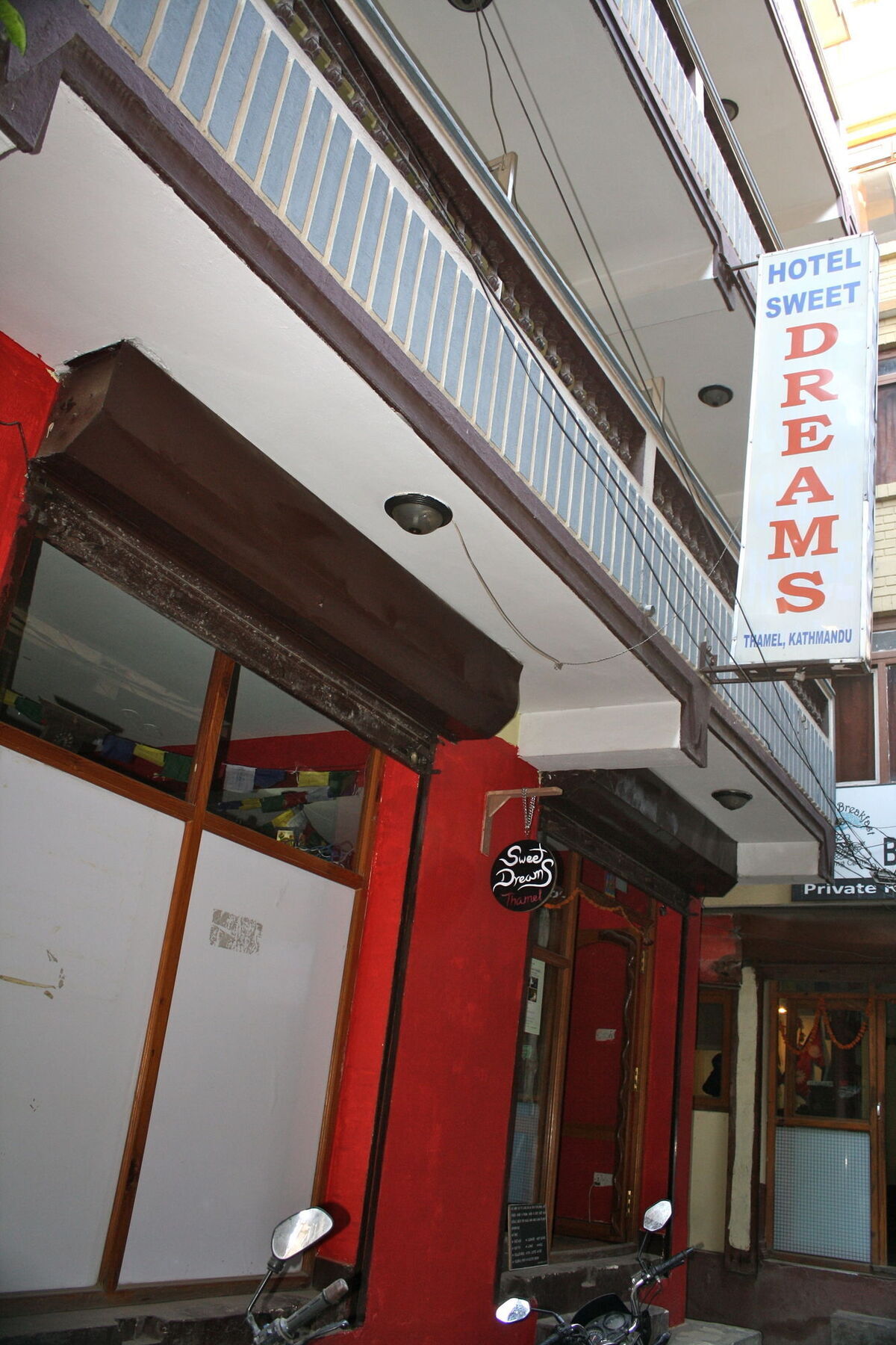 Hotel Sweet Dreams Kathmandu Exterior photo